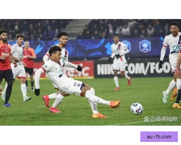 法甲榜首易主 巴黎圣日耳曼从榜首滑落 新领导者崭露头角